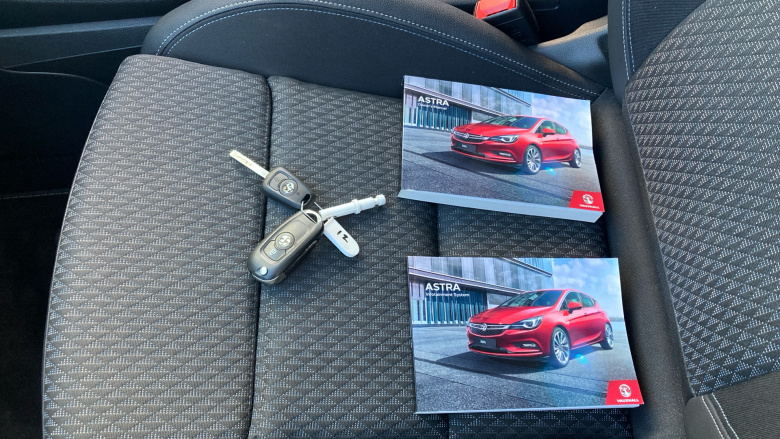 Vauxhall Astra 1.4T 16V 150 Griffin 5dr Petrol Hatchback